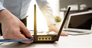 Cổng WAN của router có phải kết nối với máy tính không?
