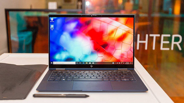 Trackpad và bàn phím được hoàn thiện tốt