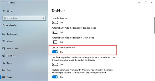 Bật công tắc chuyển đổi Use small taskbar buttons