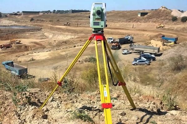Cần chọn những nơi uy tín để mua các loại thiết bị đo đạc trắc địa