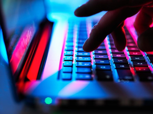 Mỹ tìm ra danh tính hacker có biệt danh "Đức chúa Vô hình"
