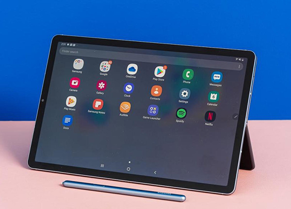 Thiết bị có màn hình LCD nhưng chất lượng khá ổn