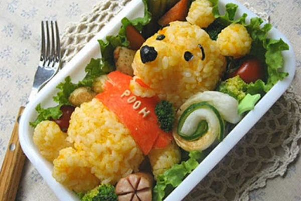 Hộp cơm gấu Pooh