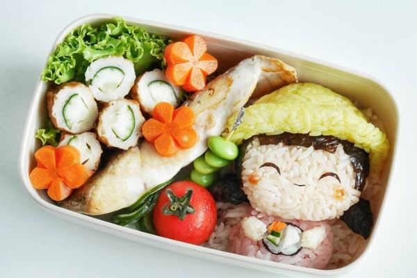 Hộp cơm xinh cho bé gái