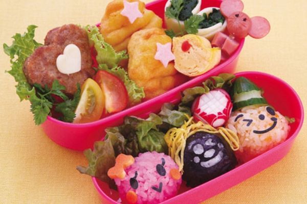 Hộp đựng cơm cho bé