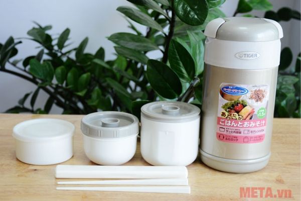Hộp cơm giữ nhiệt Tiger LWR-A092