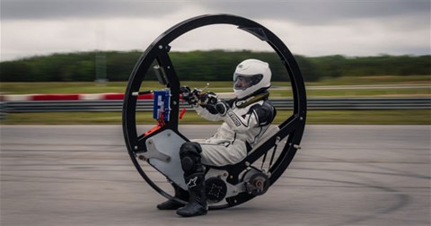 EV360: ‘Quái vật"’ mô tô điện 1 bánh có thiết kế dị thường, tốc độ tối đa 112km/h