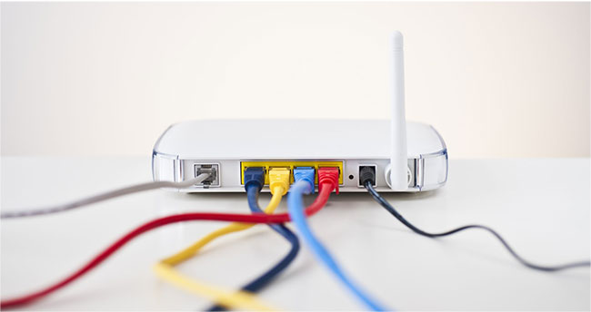 Tất cả các router đều cung cấp tính năng bảo vệ tường lửa cơ bản