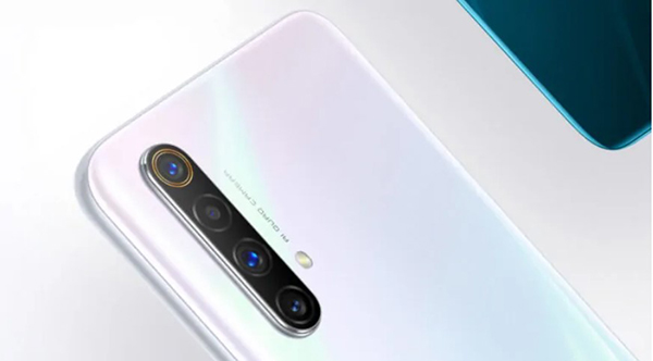 Cụm 4 camera trên máy