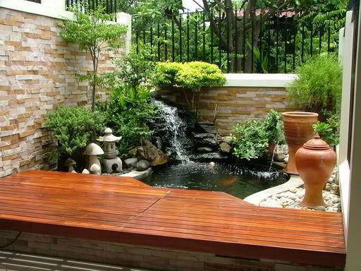 Tiểu cảnh đẹp cùng nước chảy róc rách