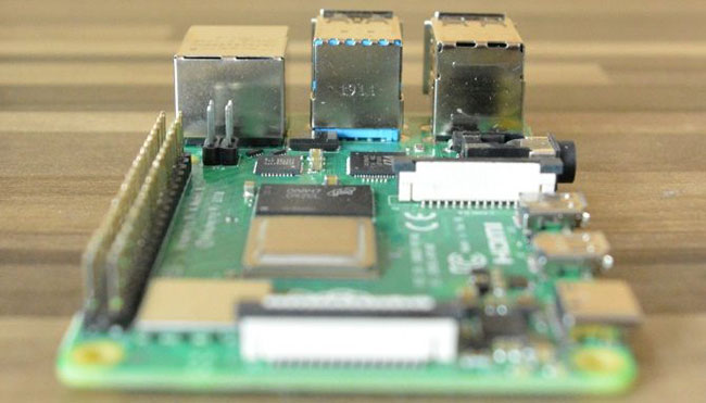 Mỗi thông số kỹ thuật đều được cải tiến so với Raspberry Pi 3B+