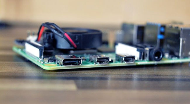 Có rất ít sự khác biệt giữa các bo mạch Raspberry Pi 4