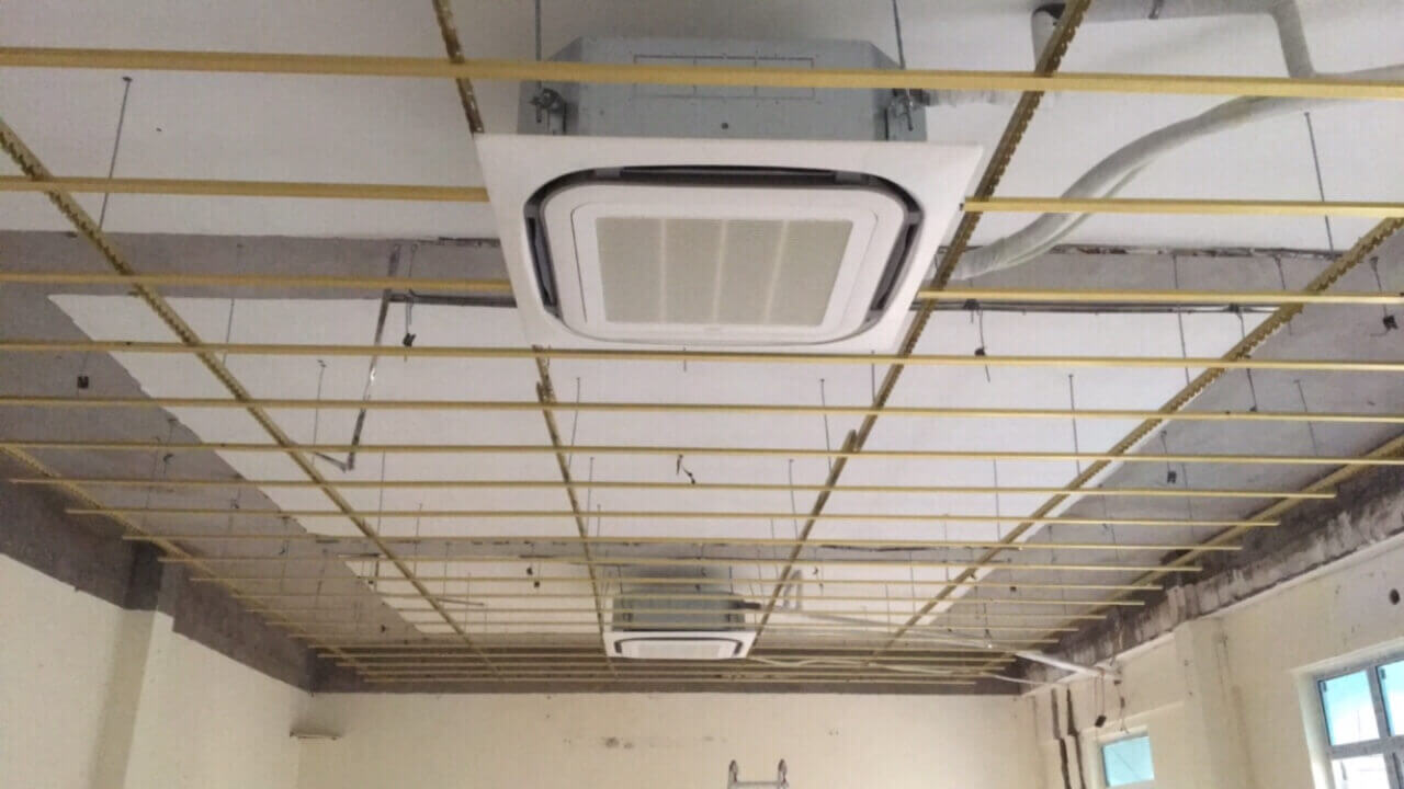 Điều hòa âm trần