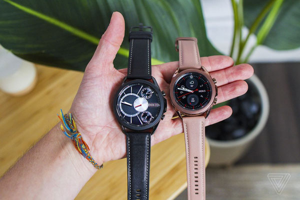 Galaxy Watch 3 được trang bị màn hình Super AMOLED