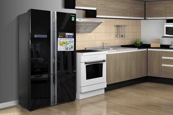 Giá tủ lạnh 4 cánh thường cao hơn loại thông thường khá nhiều