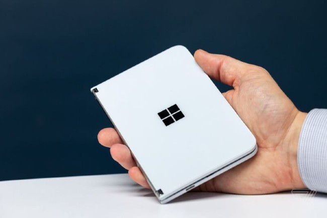 Surface Duo chính thức ra mắt