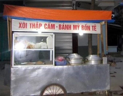 Bánh mì patê thì bình thường quá, giờ phải bánh mì bốn tê mới đắt khách.