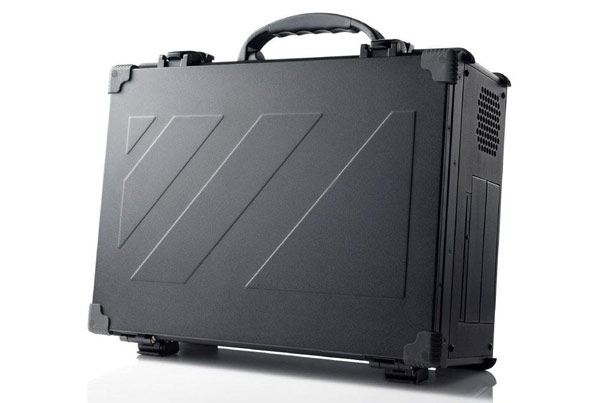 a-XP được thiết kế như một chiếc vali kích hoạt vũ khí hạt nhân trong các bộ phim hành động