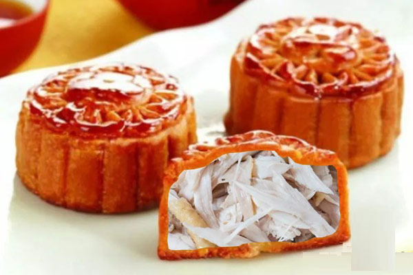 Bánh nướng nhân gà xé.