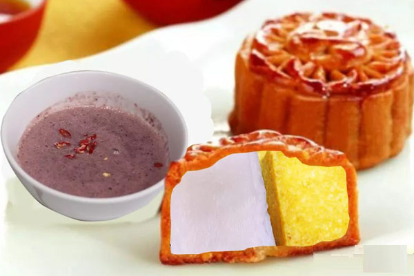 Bánh nướng nhân bún đậu mắm tôm.