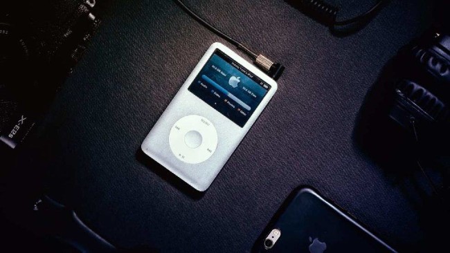 Apple đã từng phát triển một chiếc iPod đặc biệt mà Steve Jobs không hề hay biết