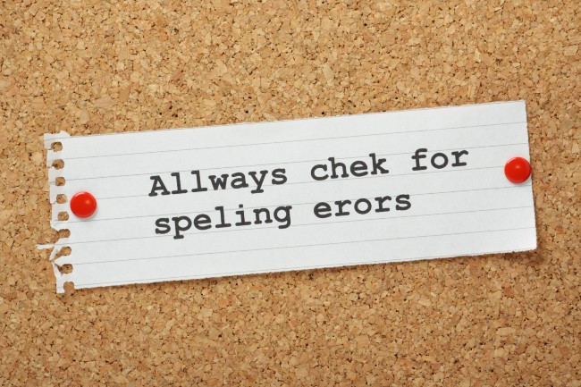 Hãy cố gắng đừng để xảy ra lỗi chính tả, lỗi đánh máy nhé