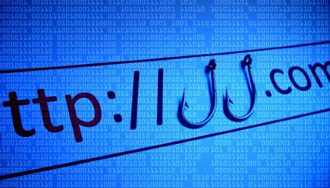 Typosquatting là kiểu tấn công dựa trên việc người dùng thường xuyên viết sai chính tả, lỗi đánh máy