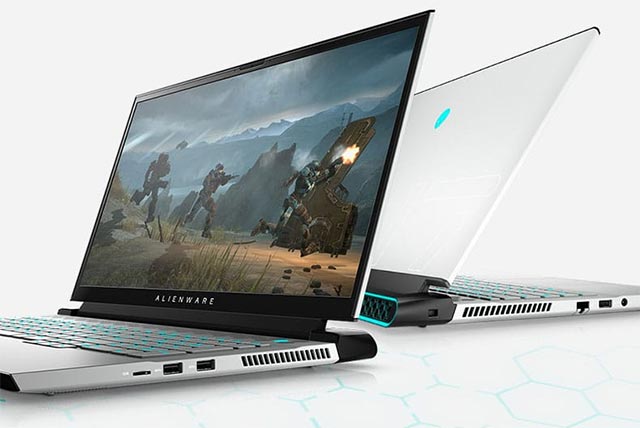Alienware m17 R3
