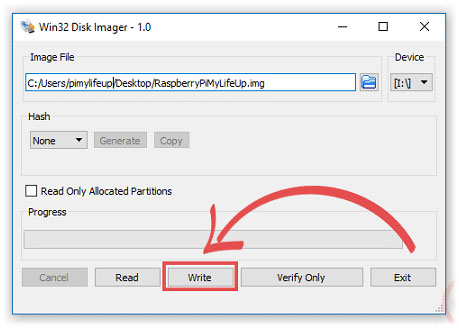 Sau khi bạn nhấn nút Write, Win32 Disk Imager sẽ thay thế bất cứ thứ gì có trên thẻ SD bằng disk image sao lưu