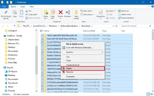 Chọn tất cả nội dung bên trong thư mục Download, rồi chọn Delete