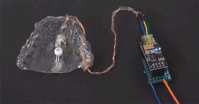 Thiết bị điều khiển máy tính bằng lưỡi