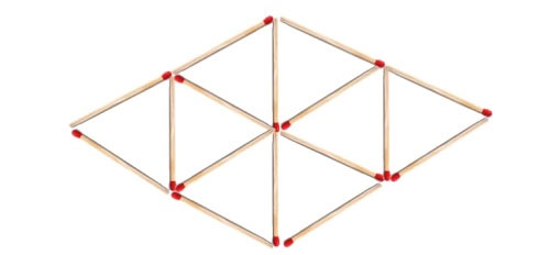 Hãy bỏ đi 4 que diêm để chỉ còn tổng cộng 4 hình tam giác