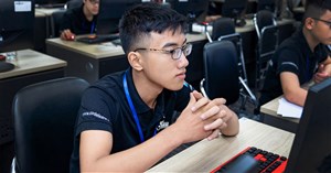 Nguyễn Đức Thiện, cậu học sinh lớp 11 đoạt giải lập trình chỉ sau 3 tháng tự học