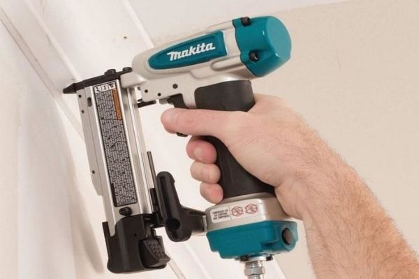 Súng bắn đinh hơi là gì?