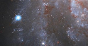 Kính viễn vọng Hubble vừa chụp được vụ nổ supernova siêu lớn, phát ra nguồn sáng gấp 5 tỷ lần Mặt trời