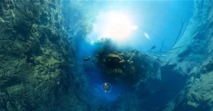Choáng ngợp trước bức ảnh panorama dưới nước lớn nhất thế giới có độ phân giải 826.9MP