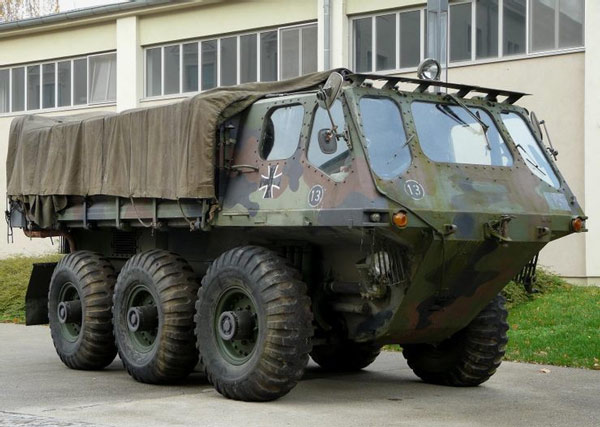 Alvis Stalwart FV620