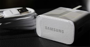 Sau màn đá xoáy Apple, Samsung có thể loại bỏ củ sạc trên Galaxy S21 ra mắt năm sau