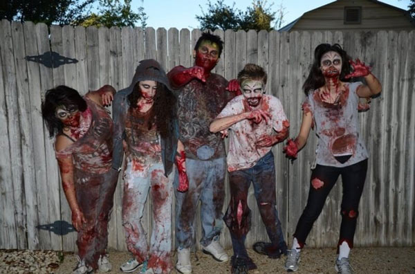 Hóa trang thành zombie