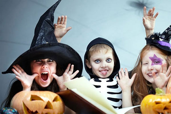 Hóa trang Halloween 12