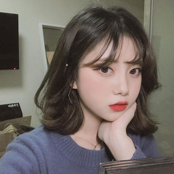 Tóc uốn ngắn đẹp