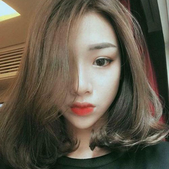 Tóc uốn ngang vai 2