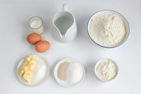 Nguyên liệu làm bánh mì hoa cúc