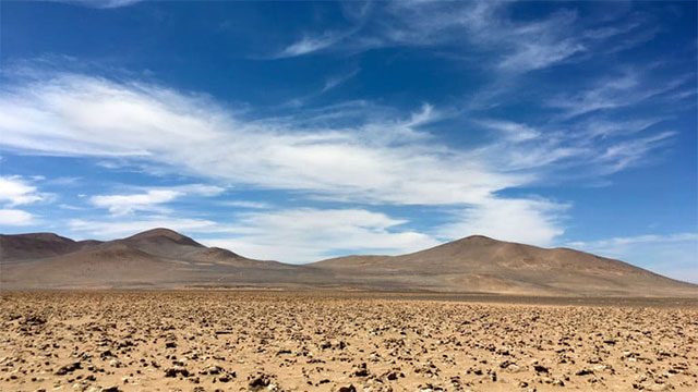 Các nhà khoa họ đã phát hiện ra rằng sa mạc khô cằn nhất Trái đất - sa mạc Atacama của Chile - có thể nắm giữ chìa khóa để tìm ra sự sống của vi sinh vật trên sao Hỏa.