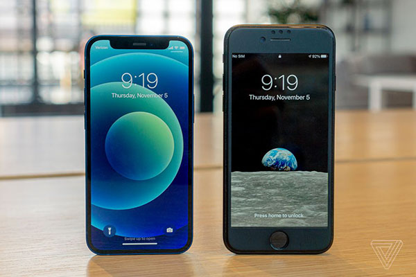 iPhone 12 mini and iPhone 7 