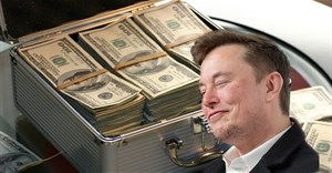 Elon Musk lội ngược dòng thành công, trở thành người giàu nhất thế giới 