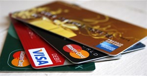 Phải làm gì khi thẻ tín dụng bị hack?