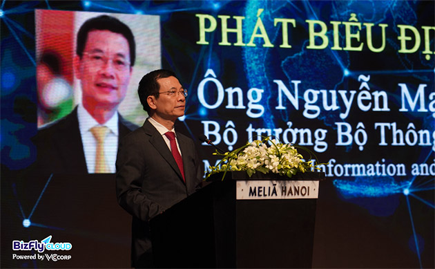 Bộ trưởng Nguyễn Mạnh Hùng