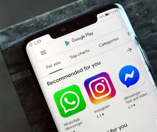 Hệ thống có thể được cập nhật qua Play Store