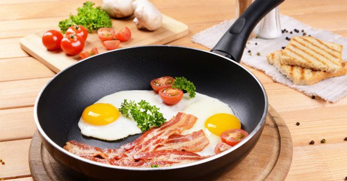 Sai lầm khi dùng chảo chống dính 